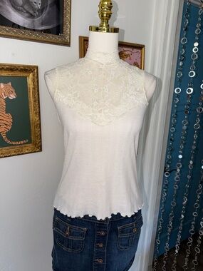 Vintage Sleeveless Lace Yoke Mock Neck Tank Top - Ivory